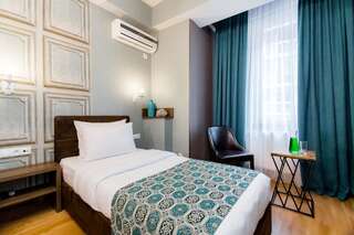 Отель Hotel Diamond Dat Exx company Тбилиси Трехместный номер эконом-класса-3