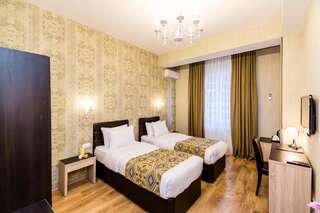 Отель Hotel Diamond Dat Exx company Тбилиси Стандартный двухместный номер с 2 отдельными кроватями-6