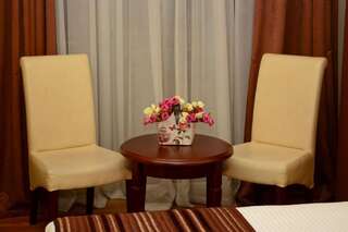 Отель Hotel Diamond Dat Exx company Тбилиси Стандартный трехместный номер-4